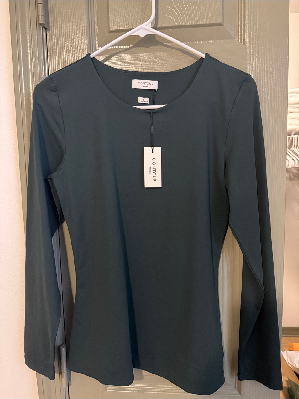 Women's Long Sleeve Crewneck Top - Dark Green